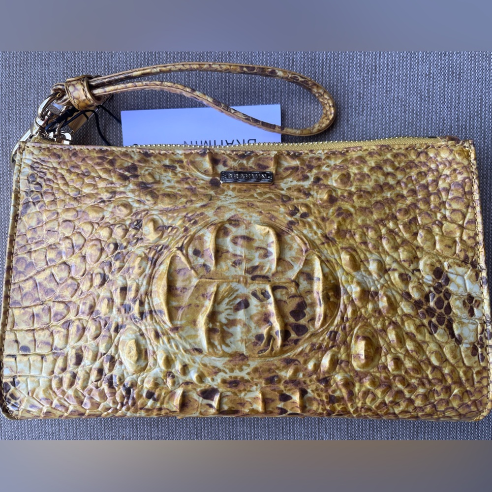 NWT Brahmin Daisy CANARY Solid Clutch/Wristlet